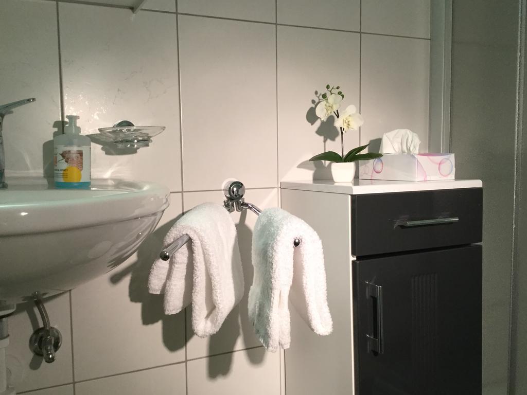 Haus Mondelli Appartement Saas-Almagell Buitenkant foto