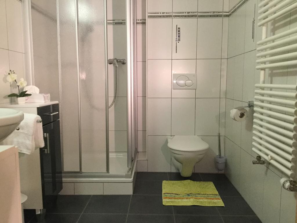 Haus Mondelli Appartement Saas-Almagell Buitenkant foto