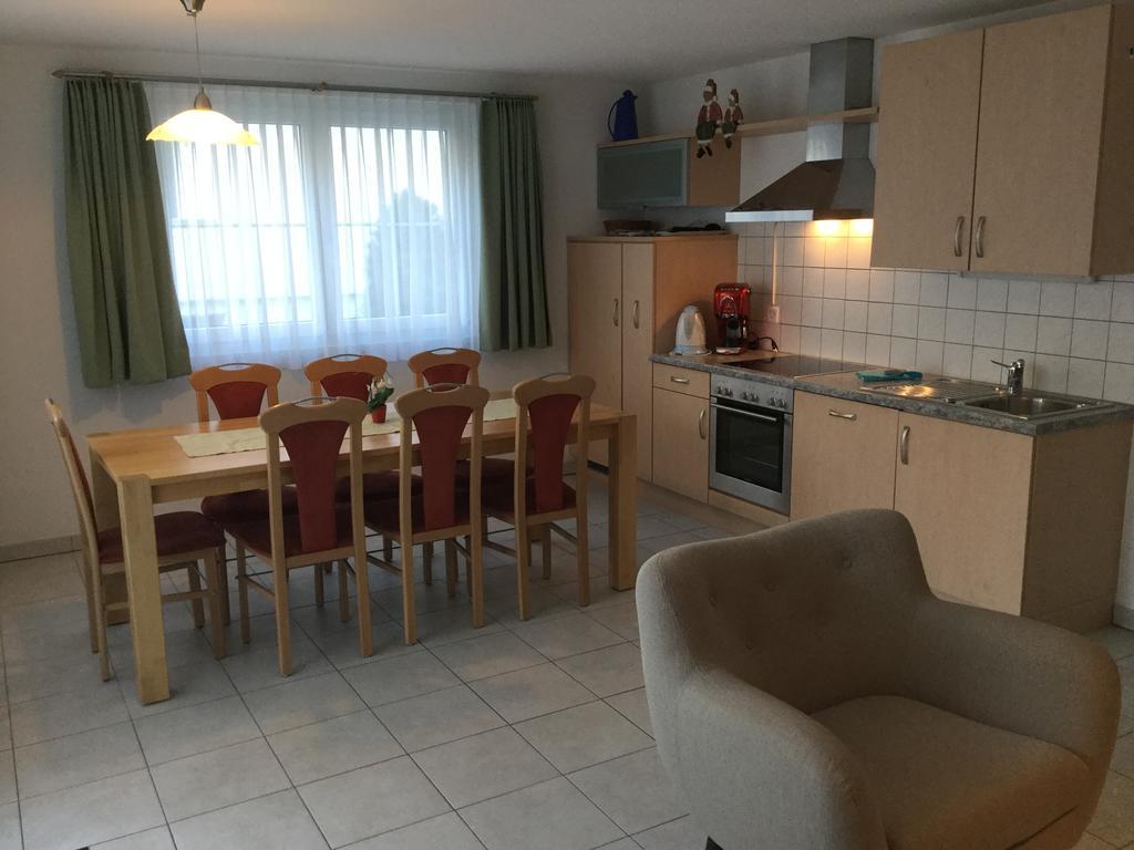 Haus Mondelli Appartement Saas-Almagell Buitenkant foto